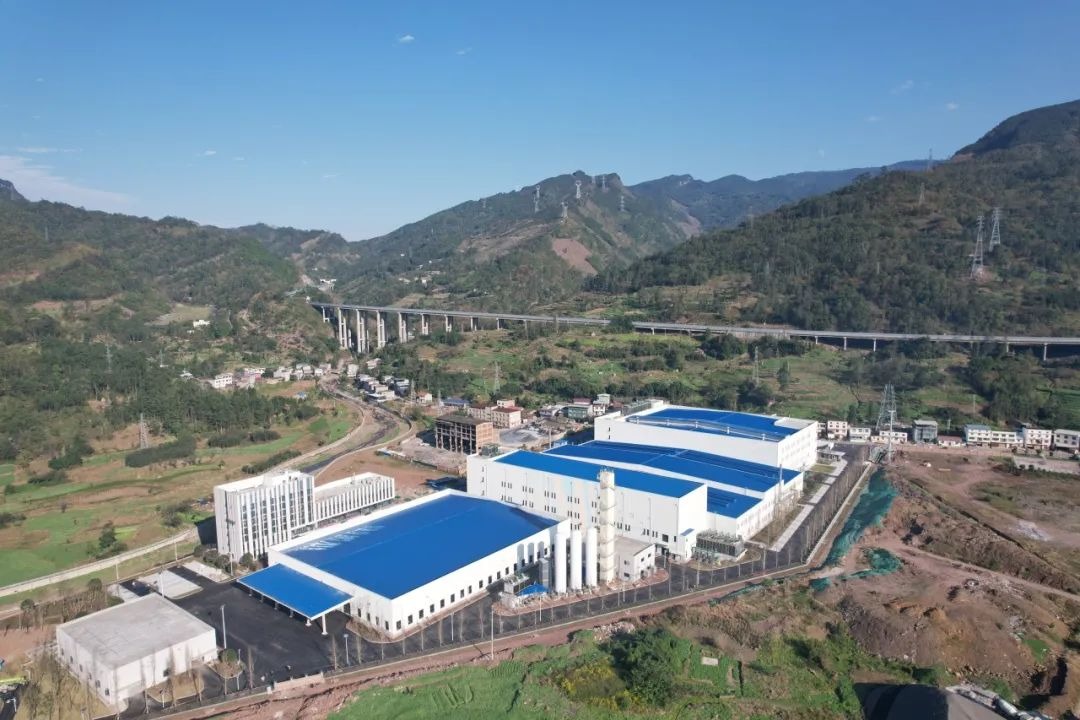 奮戰(zhàn)四季度 大干一百天 | 轉(zhuǎn)入新階段！新材料集團蜀能礦產(chǎn)公司“一礦一新材料”重點項目強勢推進