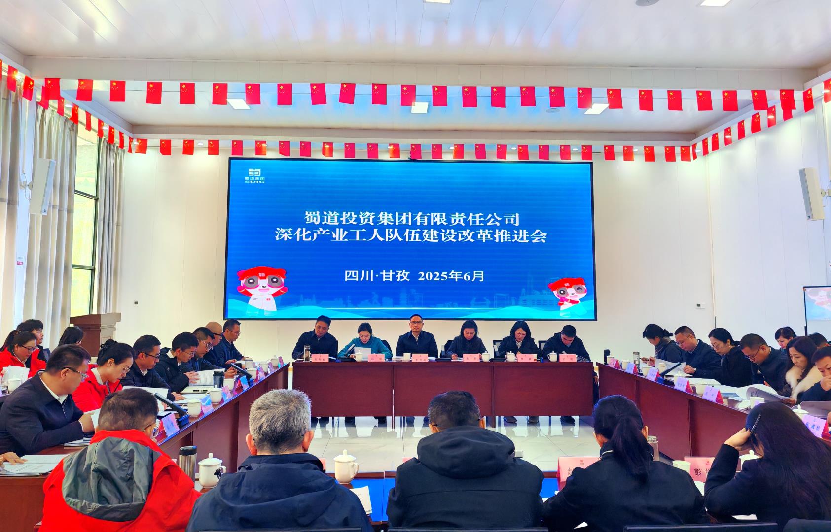 81a7081fd00a4a67c1141bd15cd8474.jpg 81a7081fd00a4a67c1141bd15cd8474.jpg